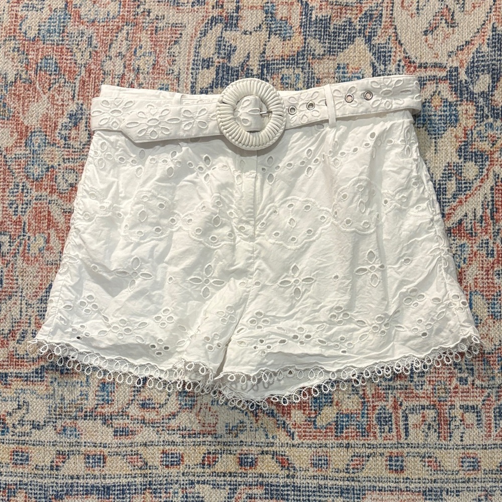 HEMANT & NANDITA White Eyelet Belted Cotton Shorts WITHOUT BELT - Picture 4 of 8